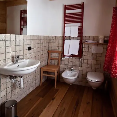 La Bed & Breakfast 3*